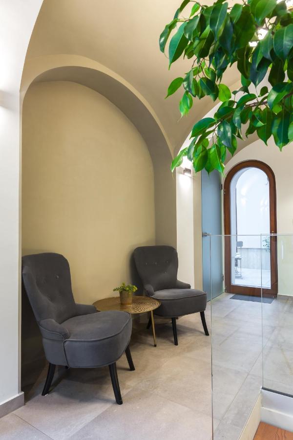 Apaca 30 Apartman **** Győr Extérieur photo
